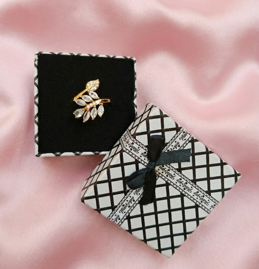 Crystal Bloom Ring | Sparkle with Every Gesture