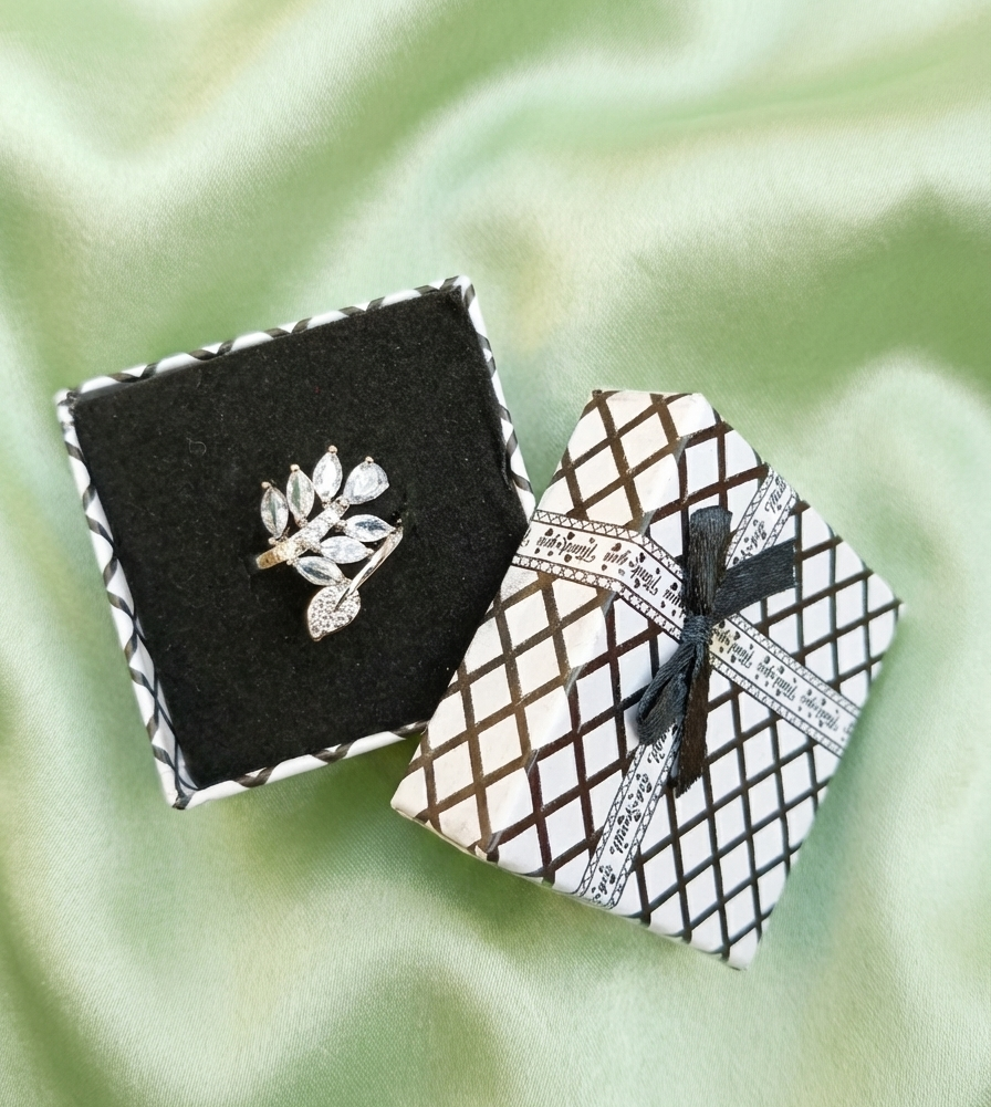 Crystal Bloom Ring | Sparkle with Every Gesture