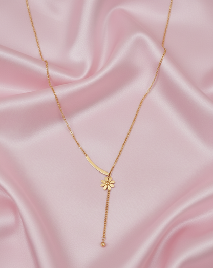 Floral Daisy Necklace | Freshness in Every Detail