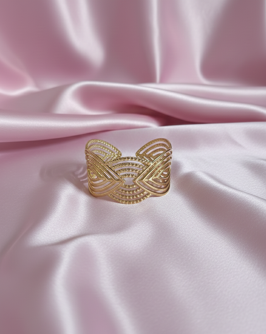 Golden Petal Cuff | Nature’s Elegance